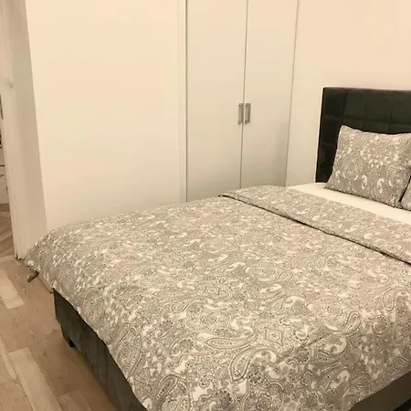 Premium Standard Old Town Apartment